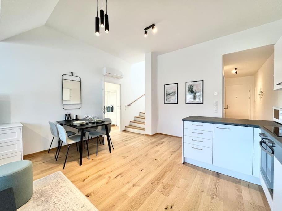 Orestaliving - Penthouse In 1020 Vienna Esterno foto